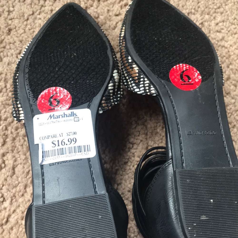 Sandals - Picture 4 of 4